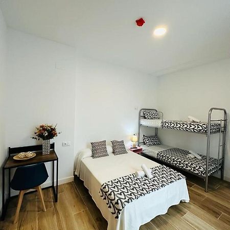 הואלבה Hostel Costa-Luz Bejar 28-30 מראה חיצוני תמונה