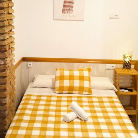 הואלבה Hostel Costa-Luz Bejar 28-30 מראה חיצוני תמונה