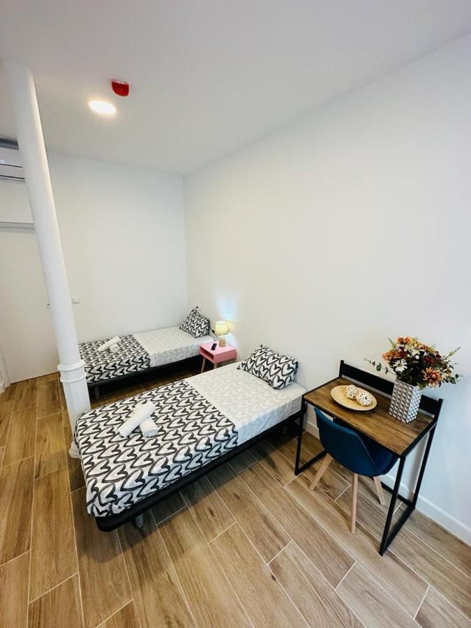 הואלבה Hostel Costa-Luz Bejar 28-30 מראה חיצוני תמונה