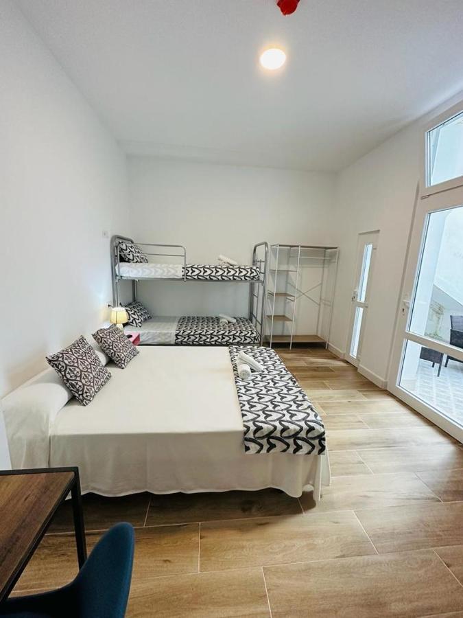 הואלבה Hostel Costa-Luz Bejar 28-30 מראה חיצוני תמונה